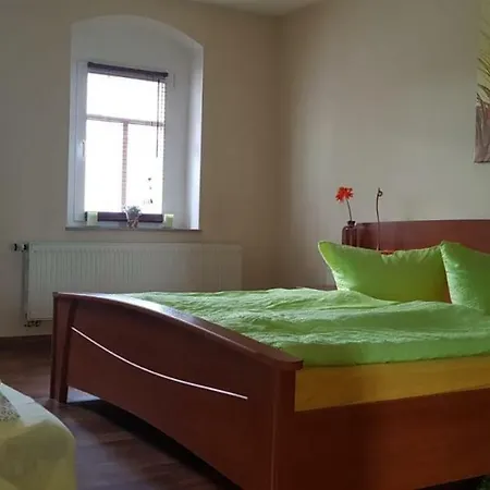 Im Ballhaus Neuhilbersdorf Daire *