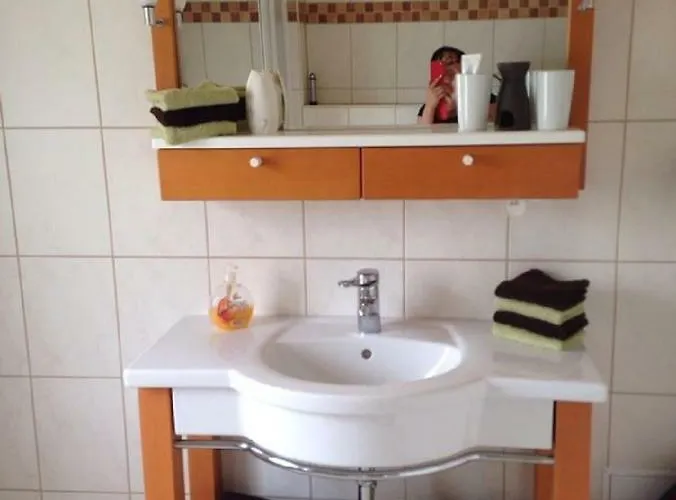 Im Ballhaus Neuhilbersdorf *